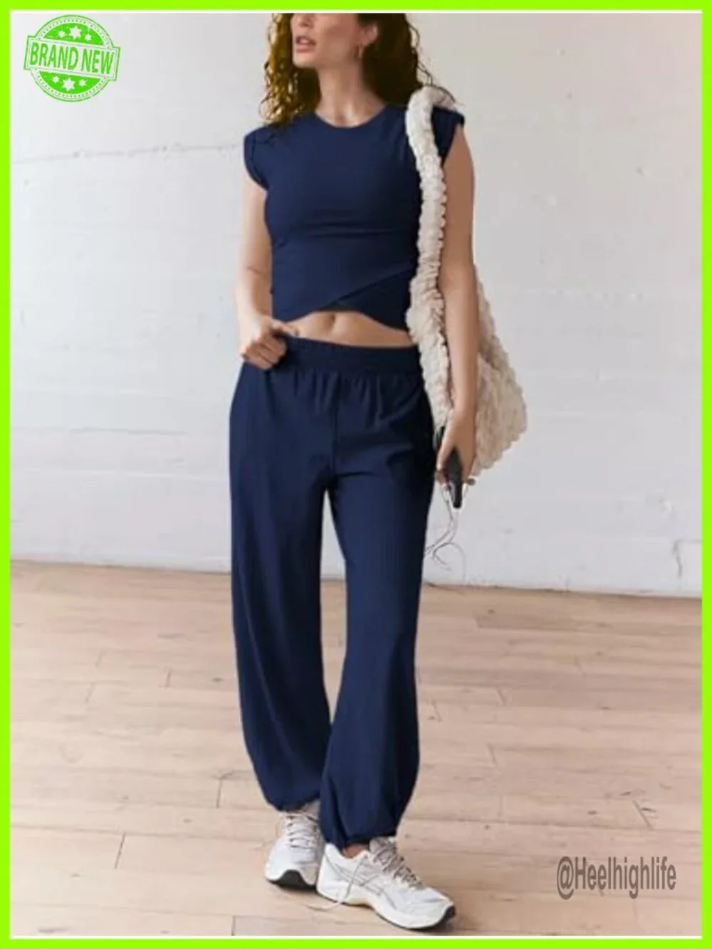 Women's 2 Piece Loungewear Set Cropped Top & Joggers Sweatsuit with Pockets